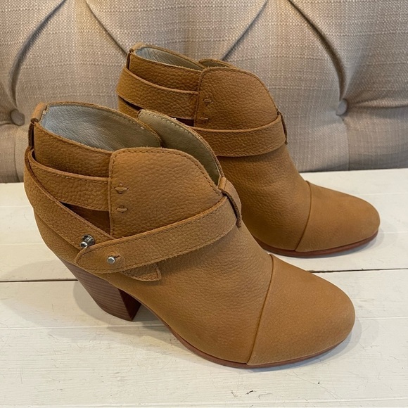 Rag & BONE Ankle Booties Boots Size 6.5 Beige HARROW Leather Belted. - Picture 5 of 12